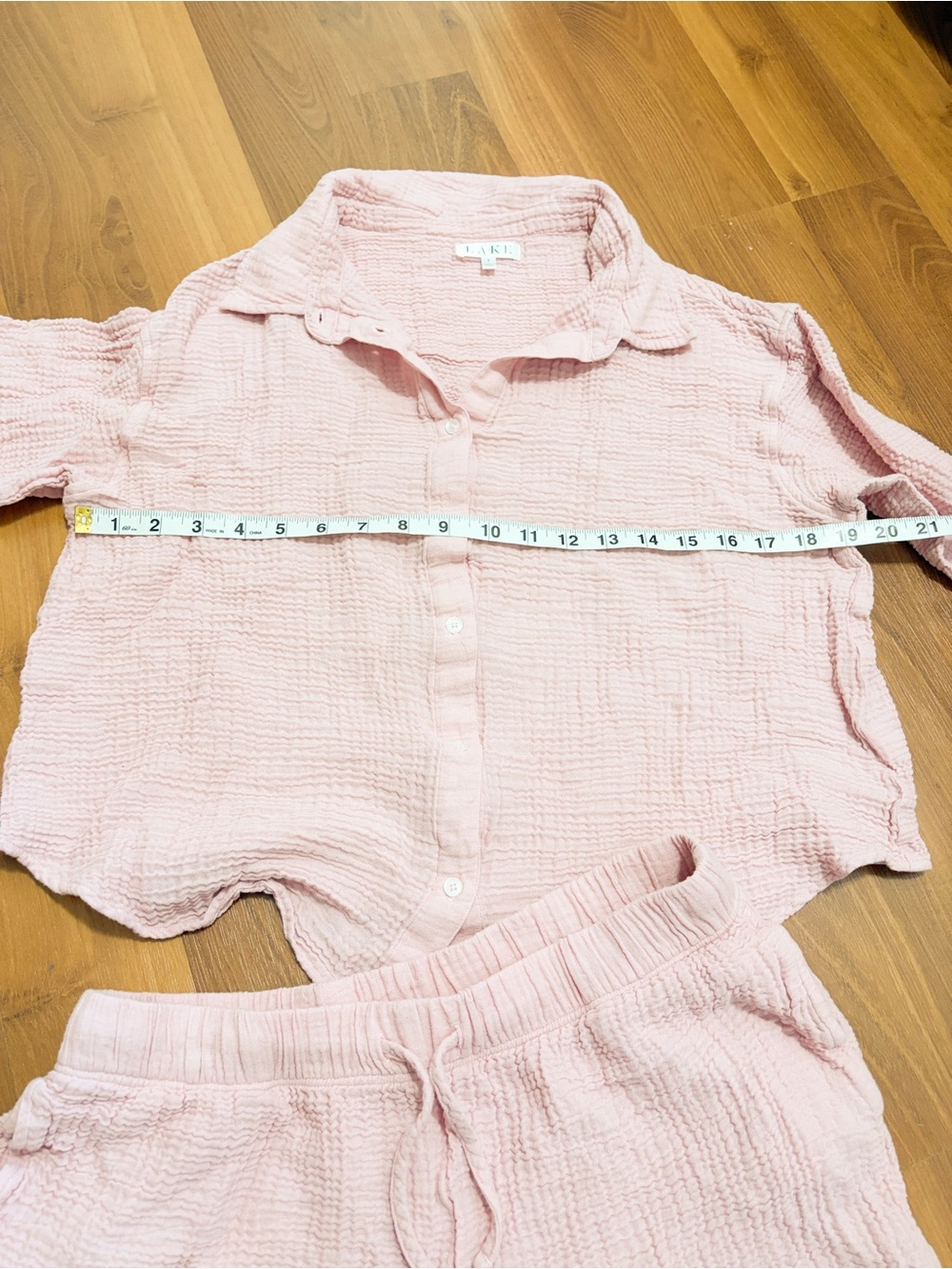 Lake Nantucket short set pajamas size small in carnation pink color - Picture 6 of 11